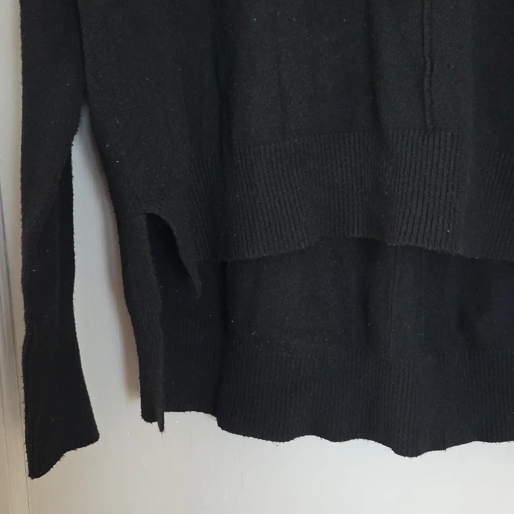 Kerisma Black V-Neck Sweater S/M - Picture 3 of 6